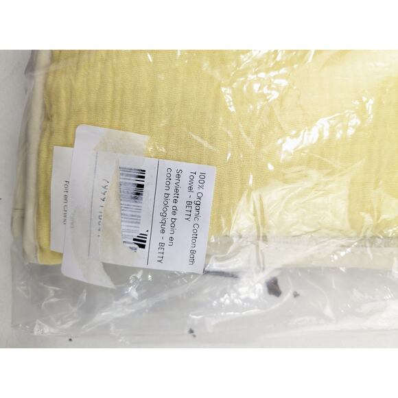 Coco Village Sunny Yellow Toddler Towel - Picture 5 of 5